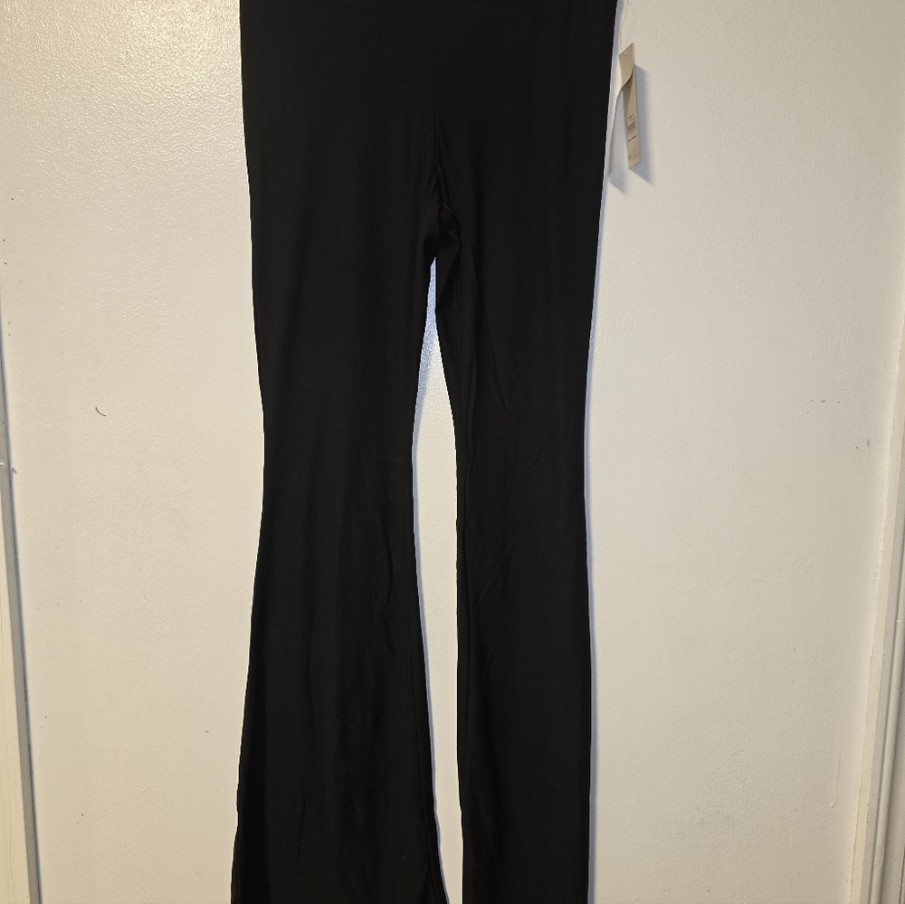 🖤 No Boundaries Stretch Flare Pants XS NWT - Picture 3 of 5
